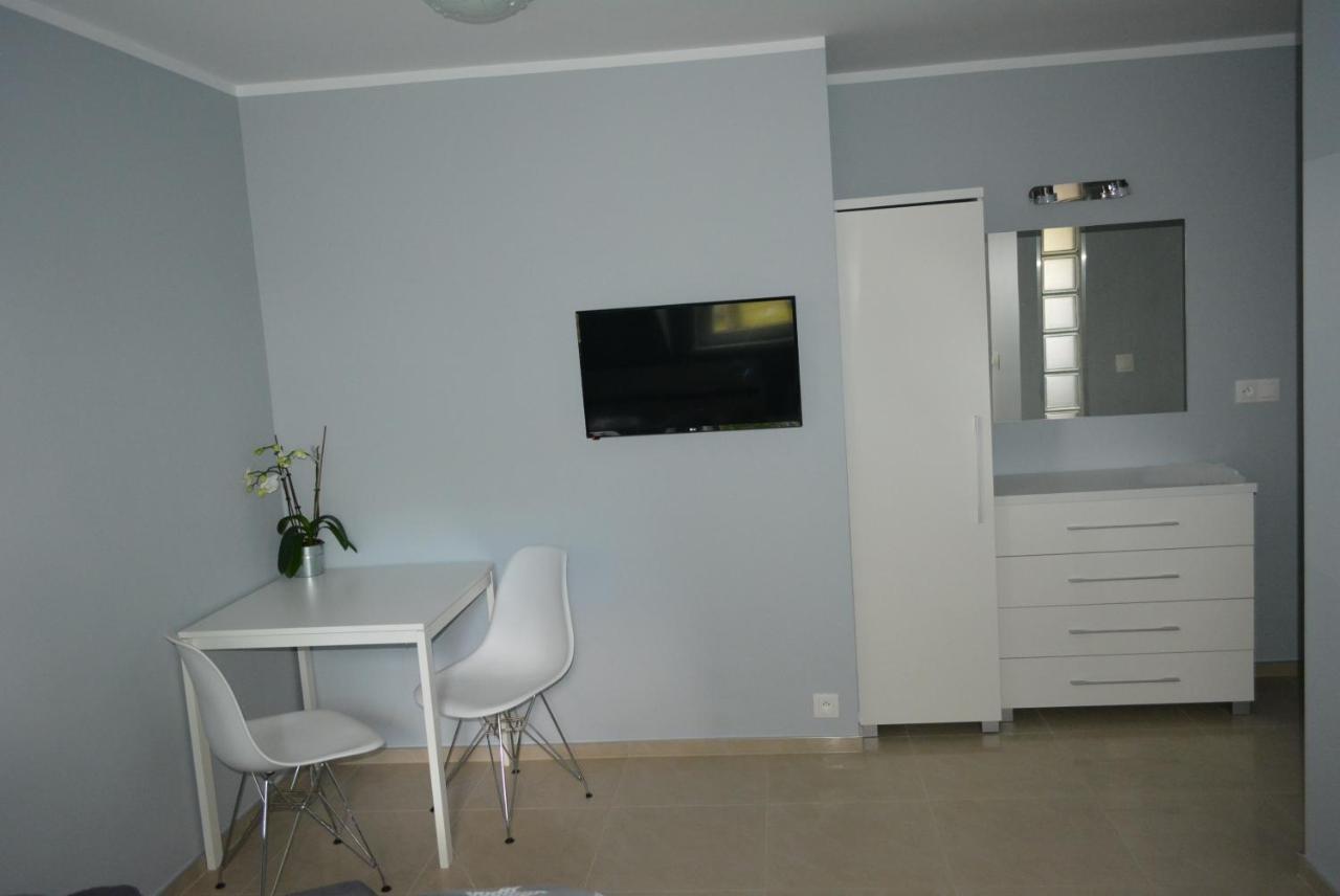 Sizen Rewal - Noclegi Pokoje I Apartament Buitenkant foto