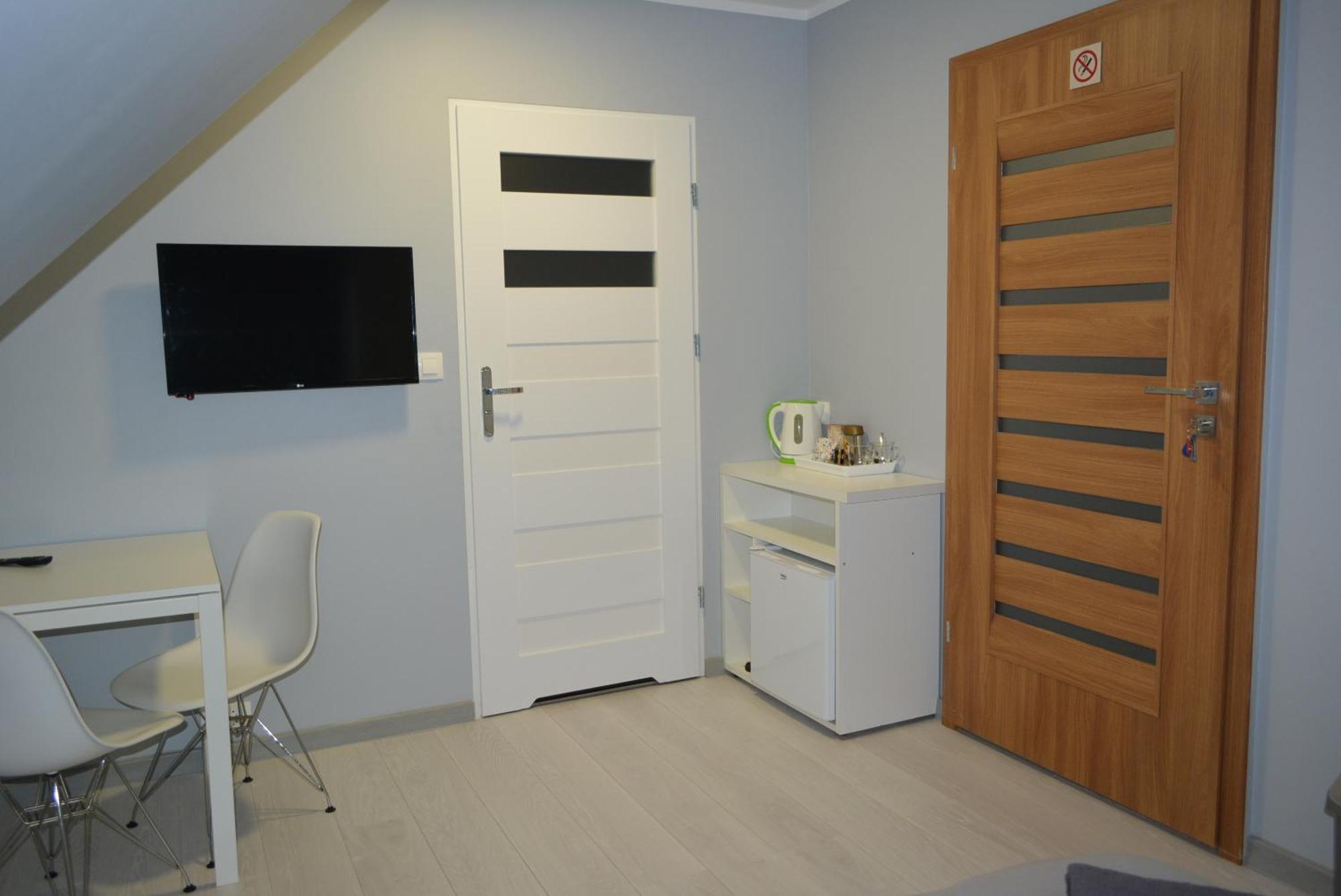 Sizen Rewal - Noclegi Pokoje I Apartament Buitenkant foto