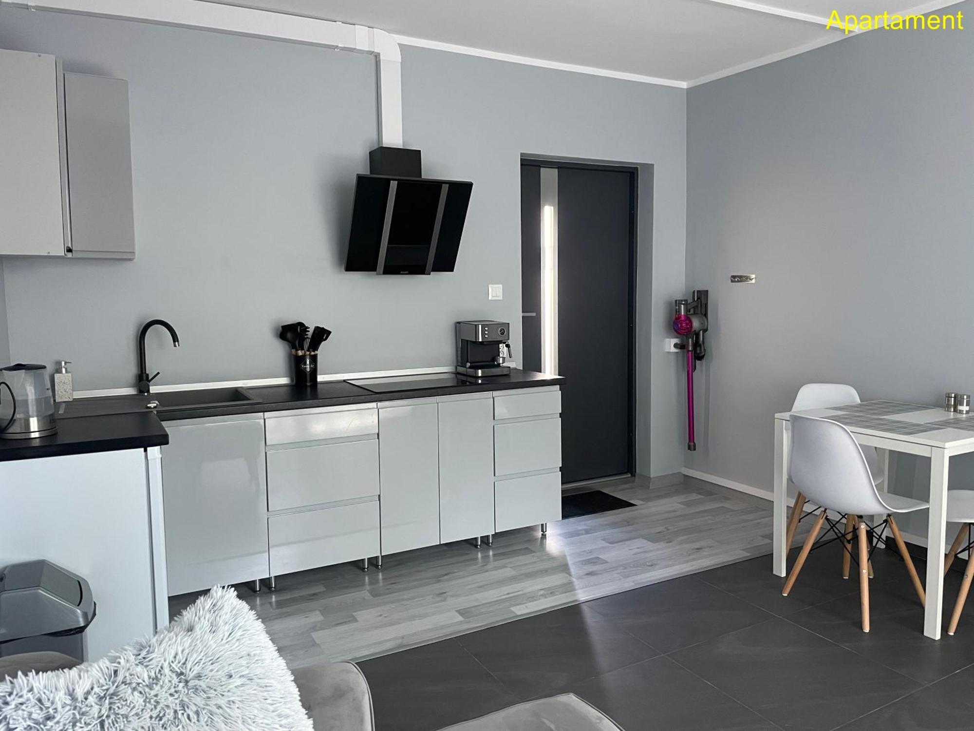 Sizen Rewal - Noclegi Pokoje I Apartament Buitenkant foto